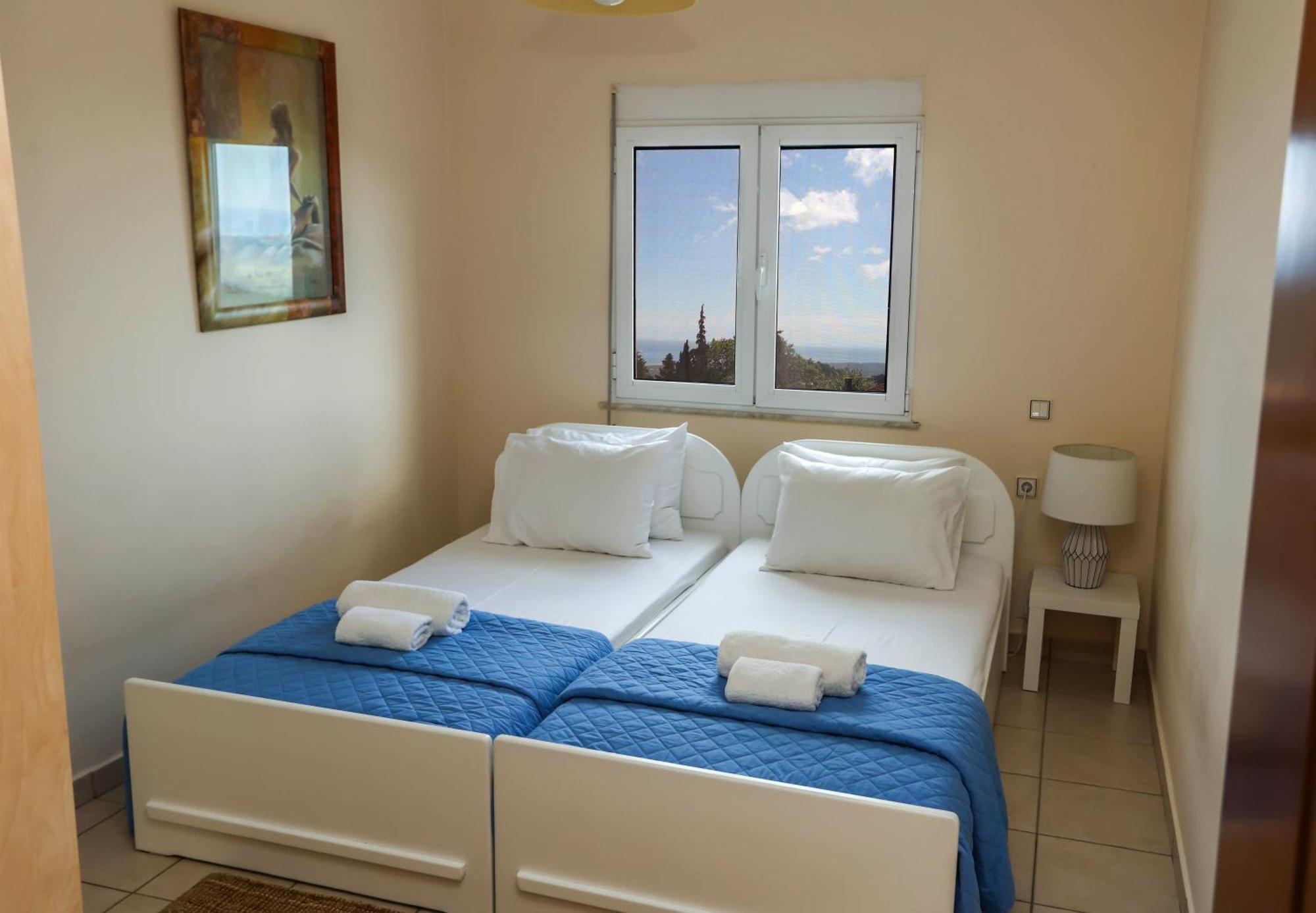 Olympus Beach Aigani Family House Buitenkant foto